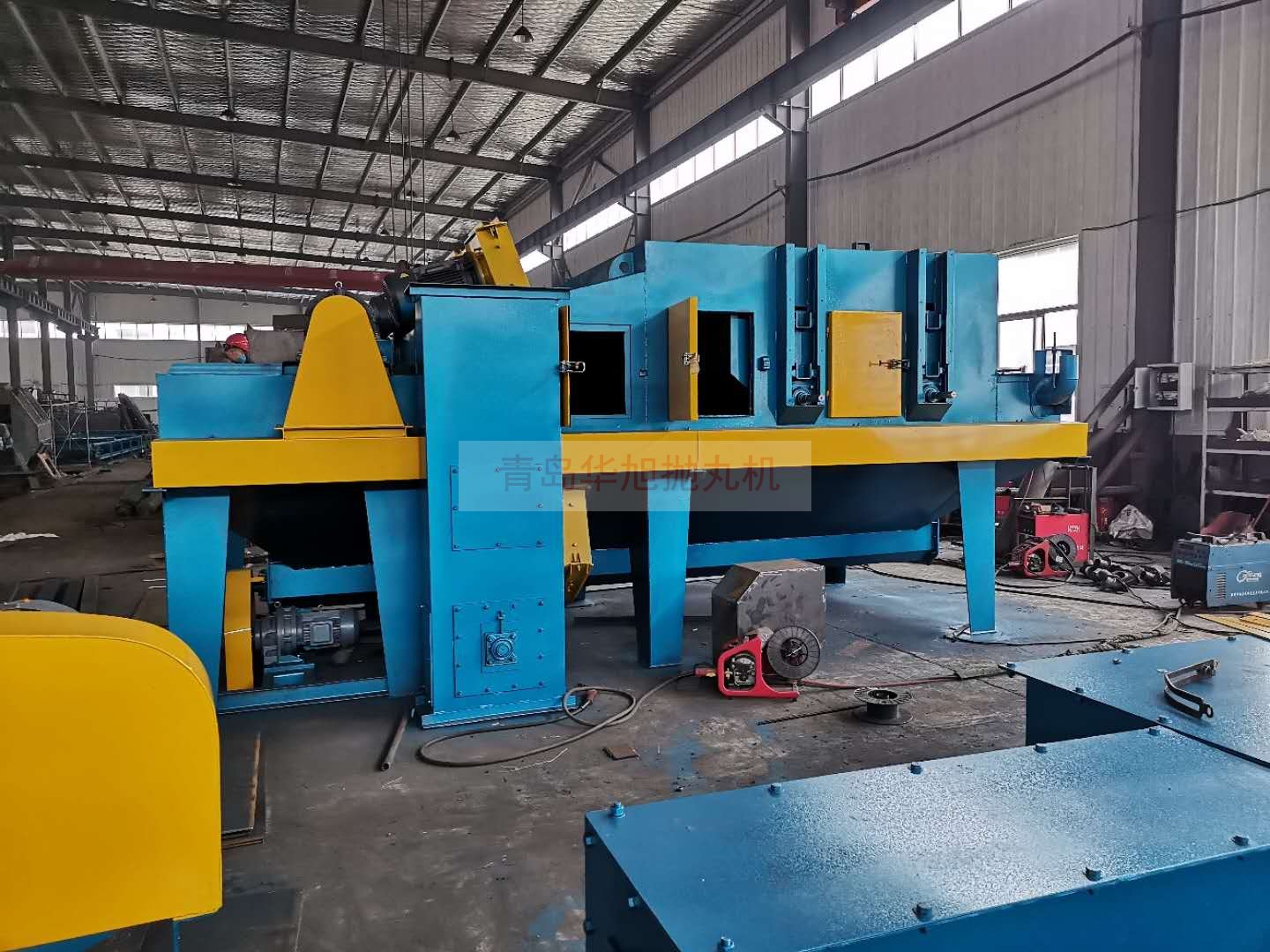 鋼板噴砂除銹設備